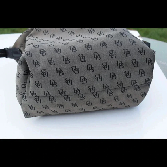 Dooney & Bourke logo hobo bag - Picture 7 of 8